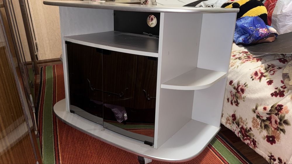 Тумба під телевізор