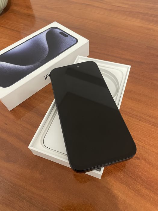 iPhone 15 Pro 128 GB , bateria 97%