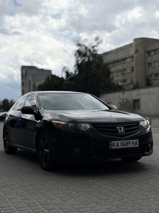 Honda accord 8 2л