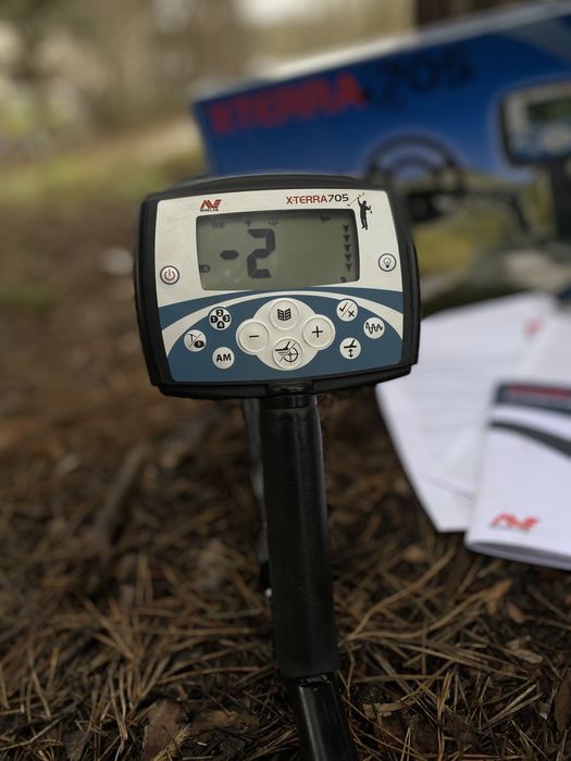 Металошукач Minelab x-terra 705