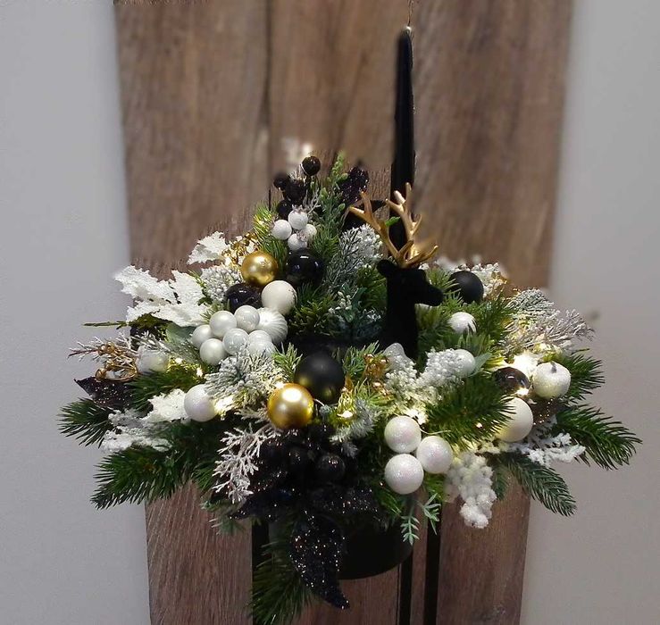 Stroik bożonarodzeniowy świąteczny na stół, kominek, komodę