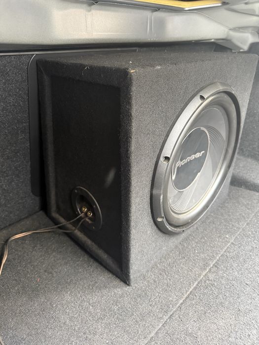 Coluna Pioneer Subwoofer e Amplificador - Modelo GXT-3730B