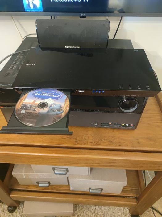 Sonny Blue-Ray 3D com acesso internet