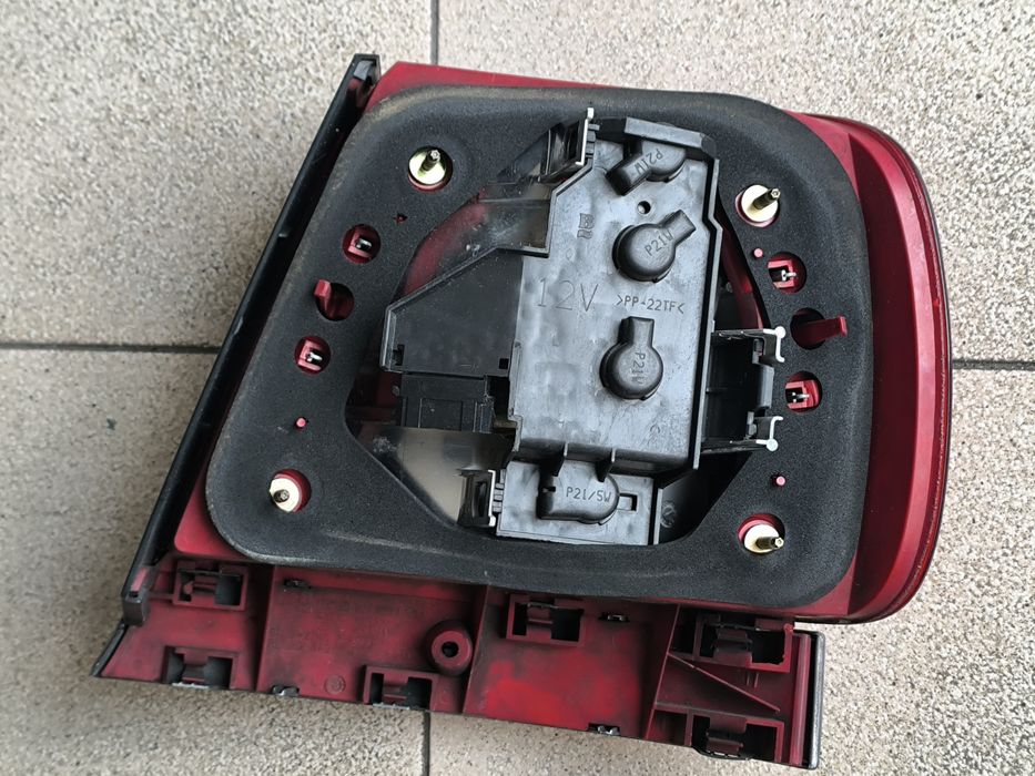 Farolim Esquerdo Audi A4