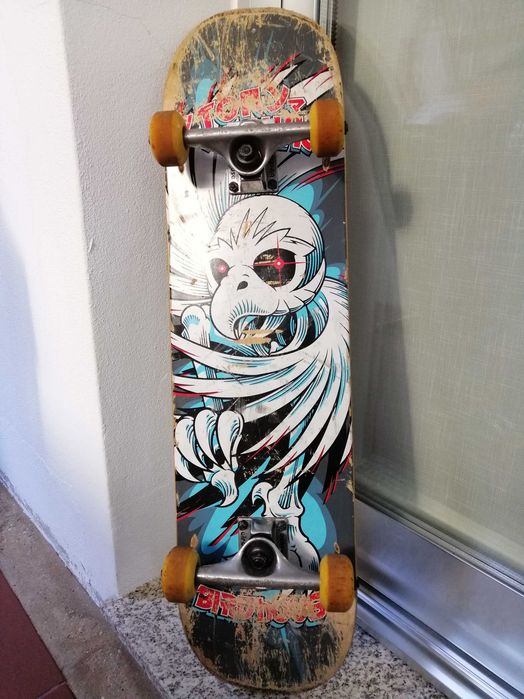 Skateboard Birdhouse