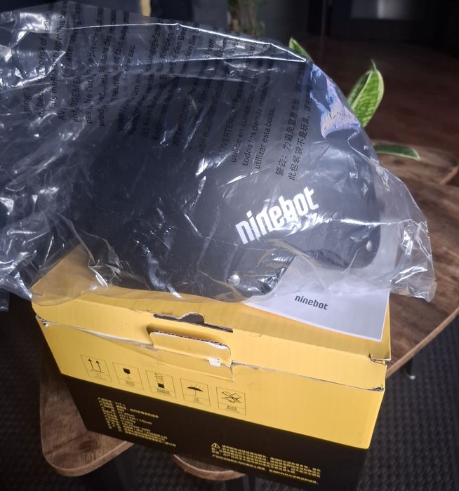 Kask ninebot rozmiar 54-60 cm