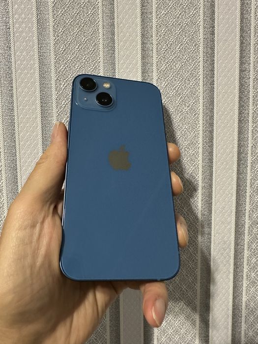 Apple iPhone 13 128 gb. Неверлок, акб 88%