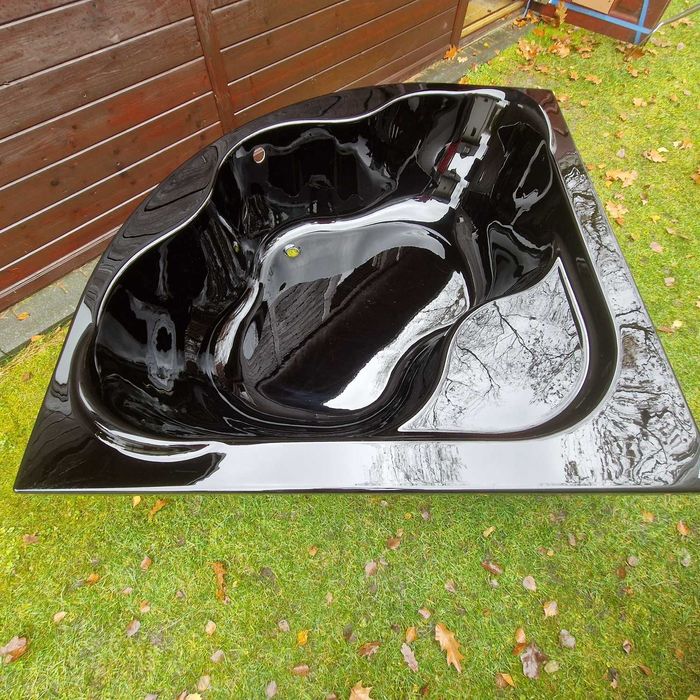 sprzedam nową wannę czarna perła 150x150