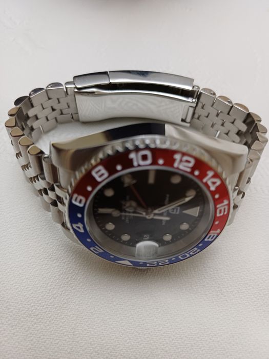 Relogio Pagani design GMT - automático.