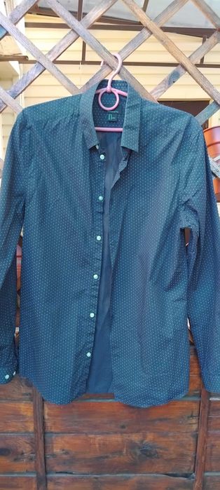 Продам рубашку в отличном состоянии