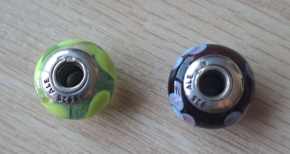 Contas Pandora em Murano Lilás e Murano Verde, em Prata 925, NOVAS
Perfeita para adicion