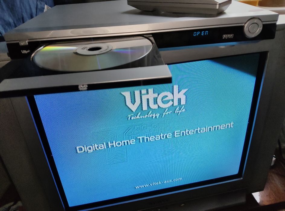 Продам DVD VITEK VT-4070SR