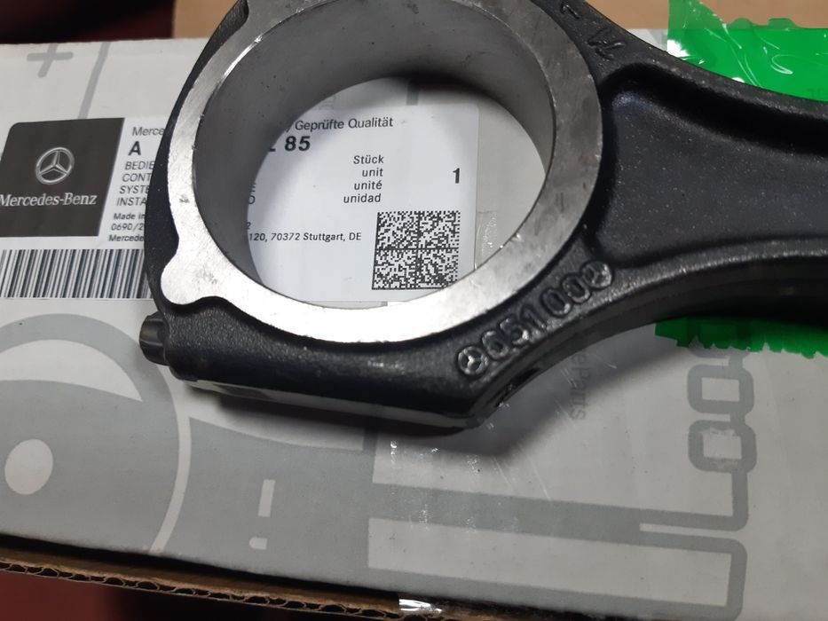 Шатун мотор om651 Мерседес