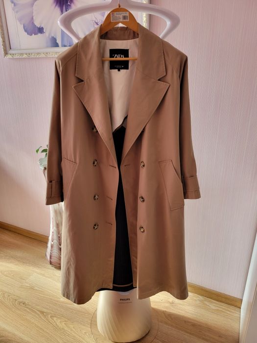 Стильний тренч ,плащ ZARA