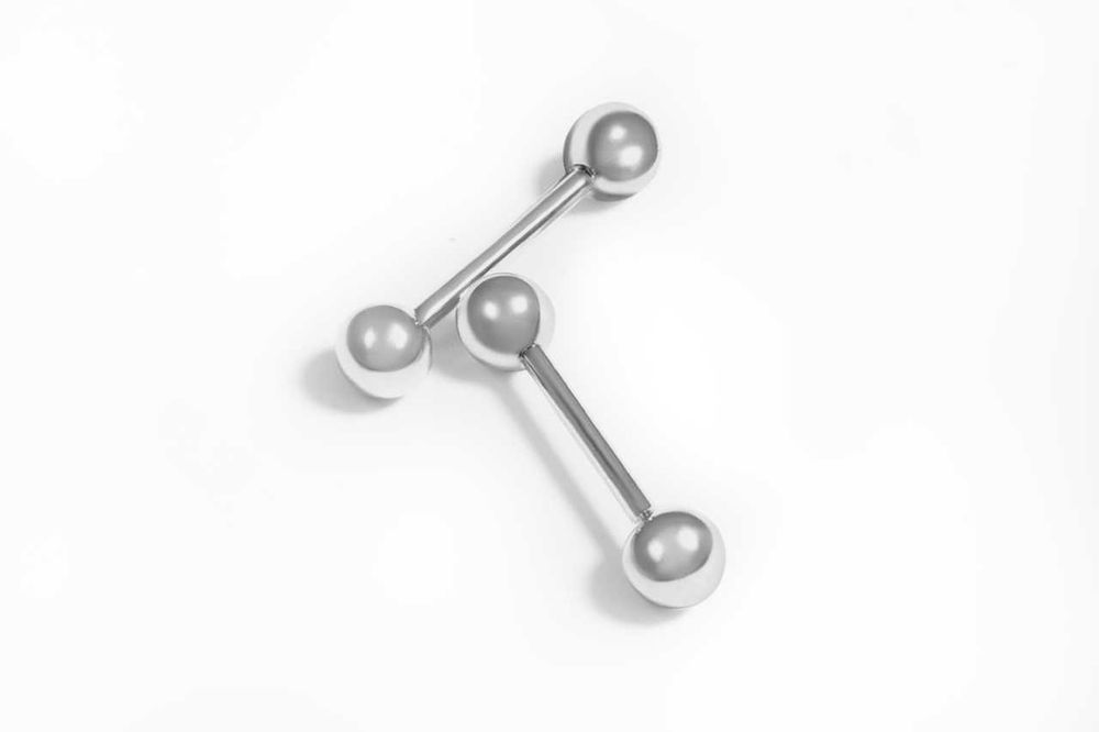 Серьги-штанга для пирсинга груди