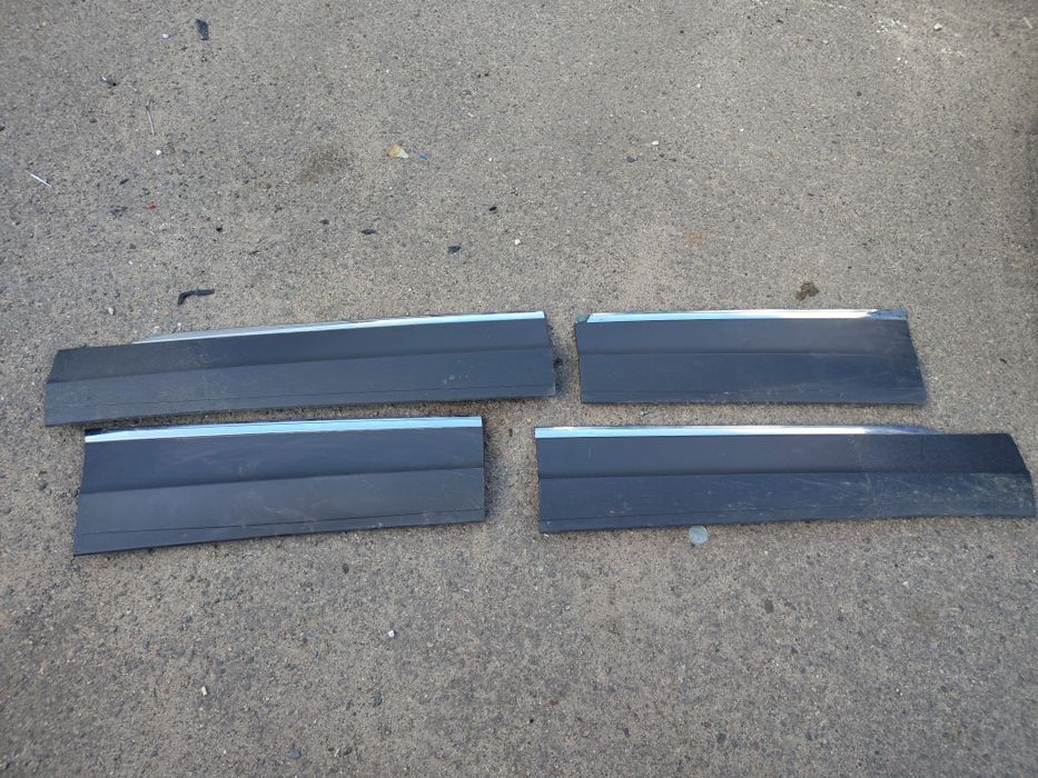 Накладка дверей передніх задніх нижня vw tiguan тігуан тигуан 2 2018 allspace розборка, шрот / нижняя накладка двери передней задней