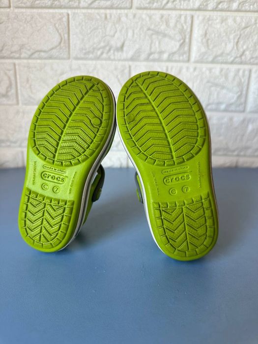 Crocs 24p C7 крокси шлепки сандалі босоніжки