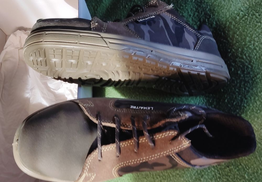 Sapatilha de trabalho em camuflado nova 42