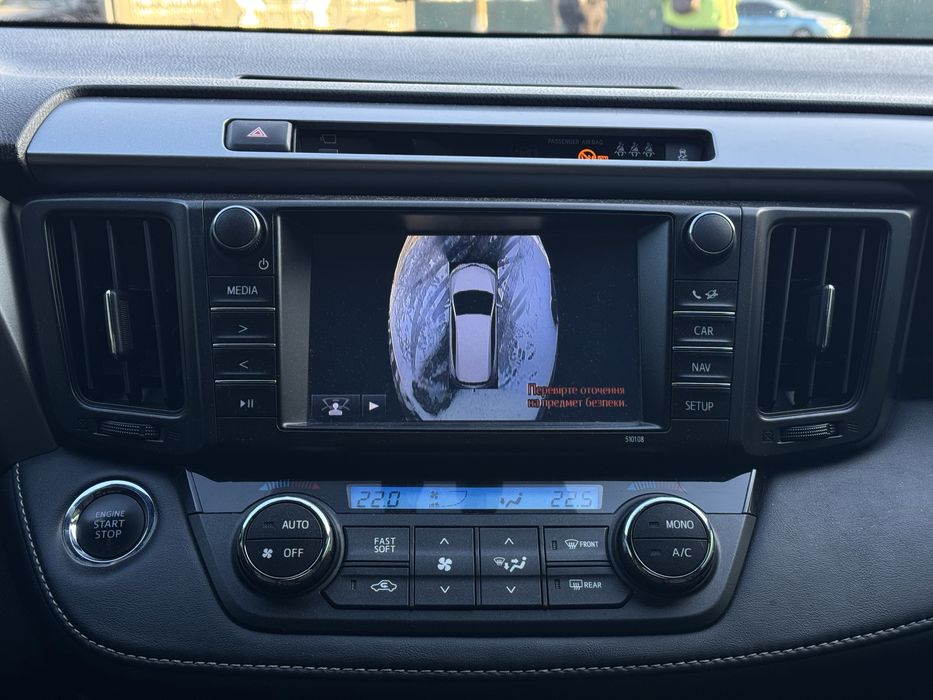 TOYOTA RAV4 повний привід офіційне авто