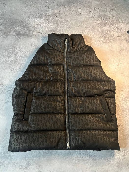 Продам Нову Жилетку від Бренду Dior