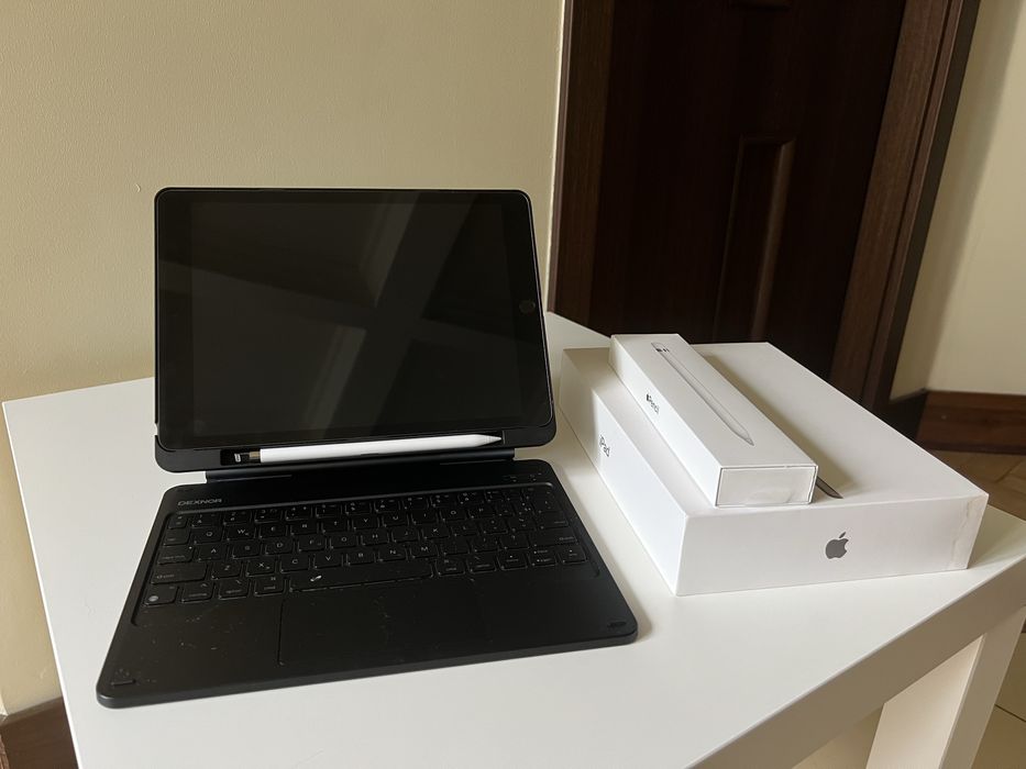 iPad 9 gen + klawiatura Dexnor + Apple Pencil (zestaw do nauki/pracy)