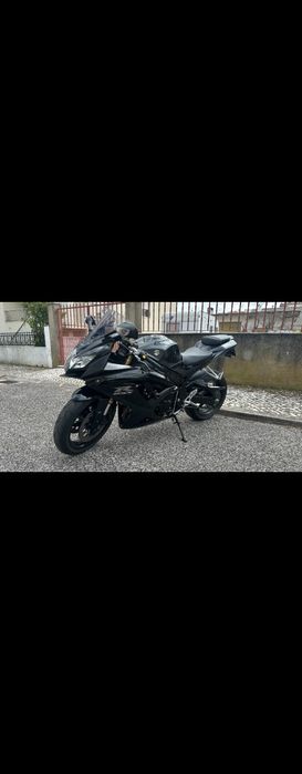 Suzuki GSXR 600 K8