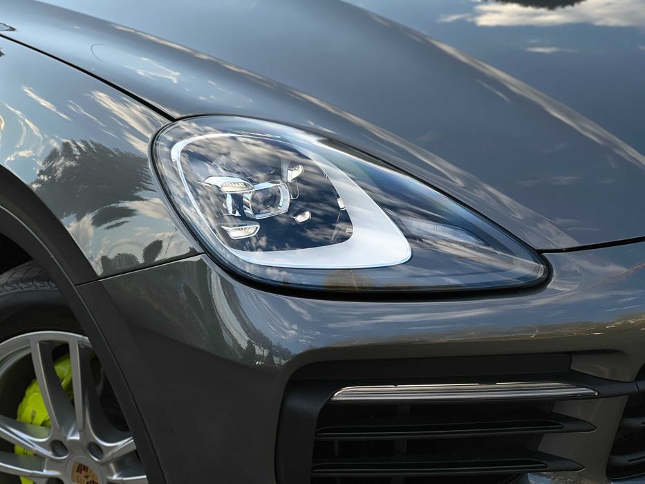 Porsche Cayenne 2022