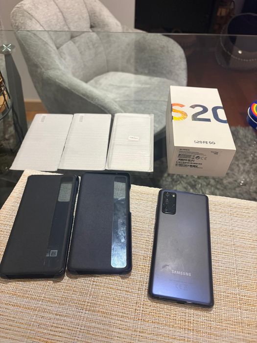 Samsung S20 FE 5G em muito bom estado