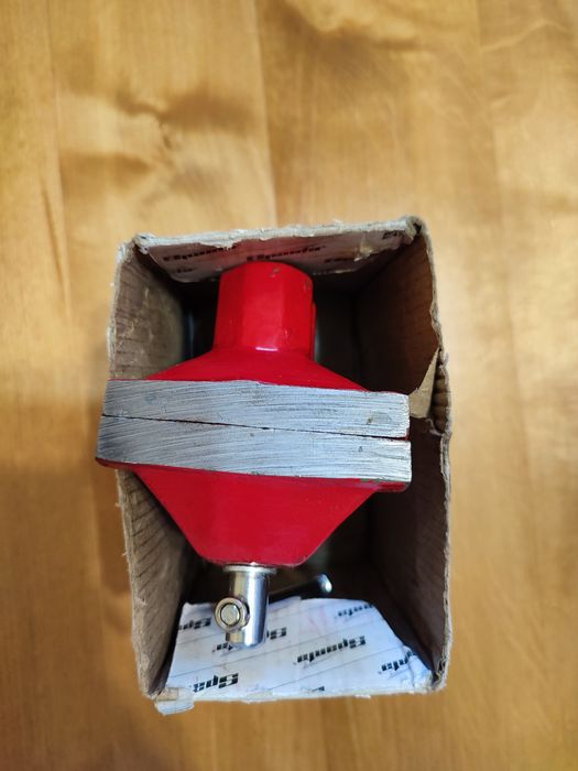 Продам тиски 75мм