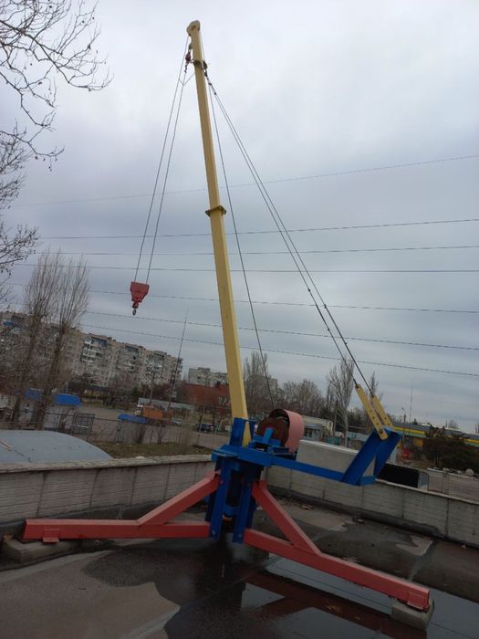 Оренда Кран "у вікно" г/п до 300 кг, кран «Піонер»