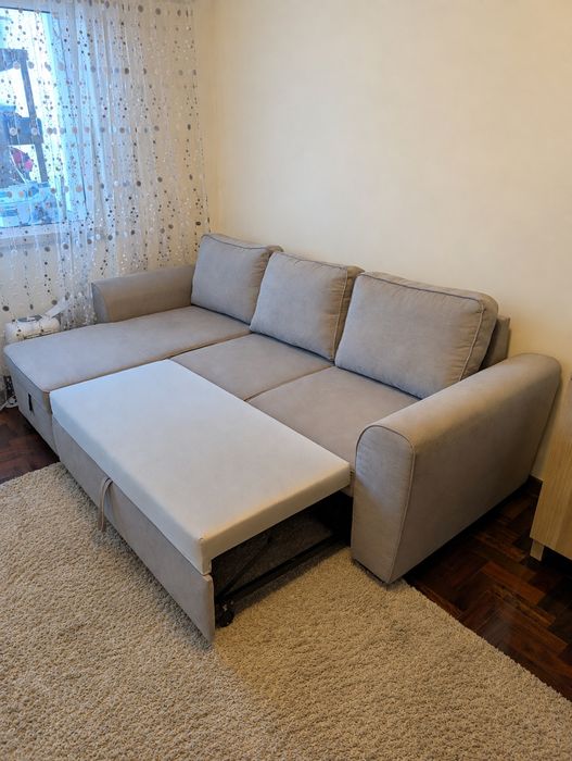 Sofá-Cama com Chaise Longue e Baú — Excelente Estado — Cinza