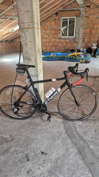 Bicicleta de estrada B’TWIN – boa oportunidade