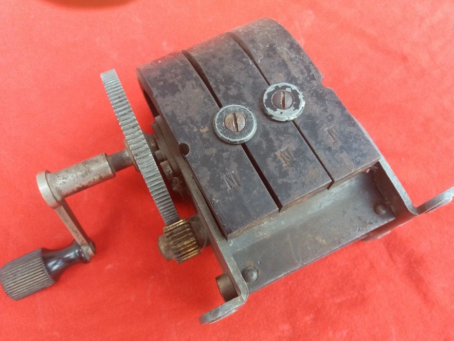 Przed wojenny Induktor