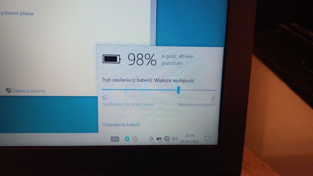 HP 250 G6 3168NGW 8GB/500GB bateria 6 godzin
