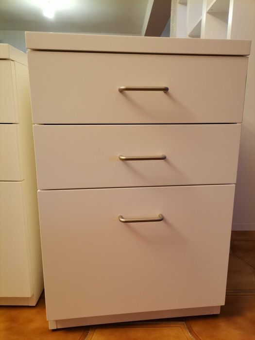 Secretária escritório com bloco de gavetas