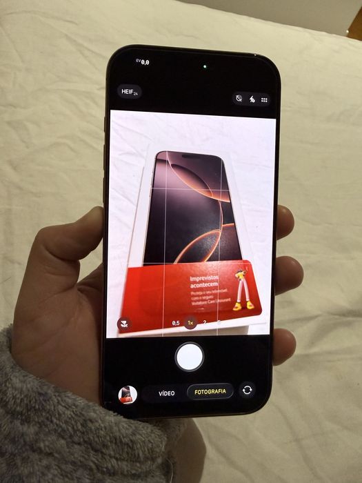 Iphone 16 pro max desert titanium