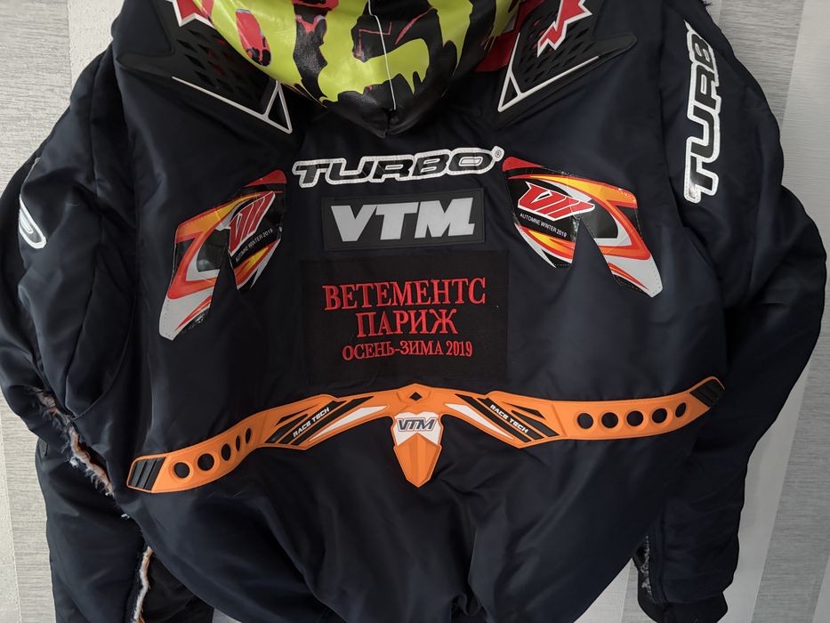Vetements racing bomber jacket alpha industries