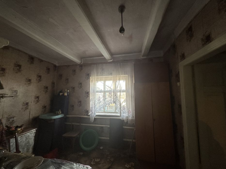 Продам будинок з виходом до річки