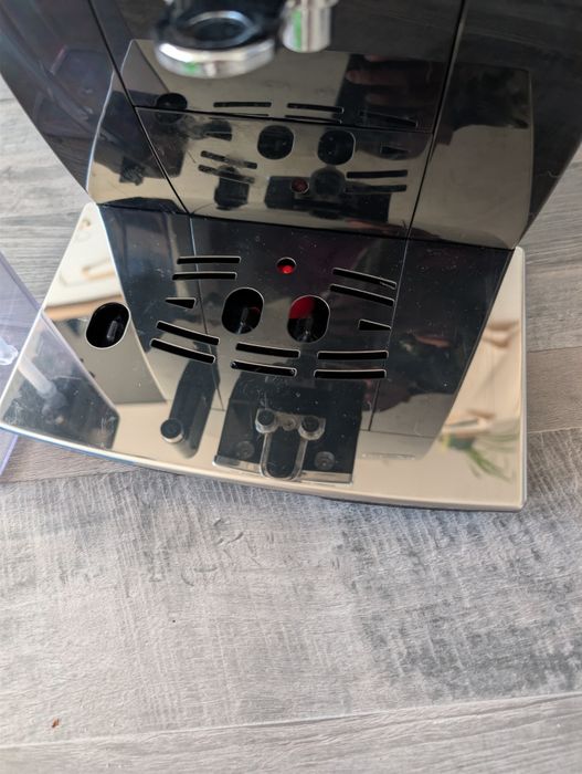 DeLonghi Cappuccino Ecam 23.460.b