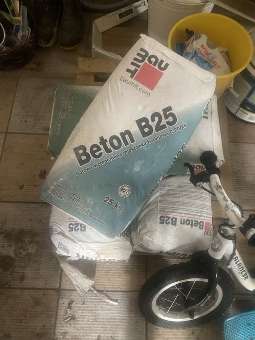4  betonu b25 sprzedam Gliwice Trynek