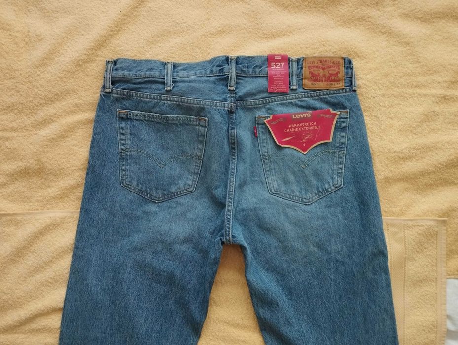 Jeansy Levis 38/34 bootcut 527