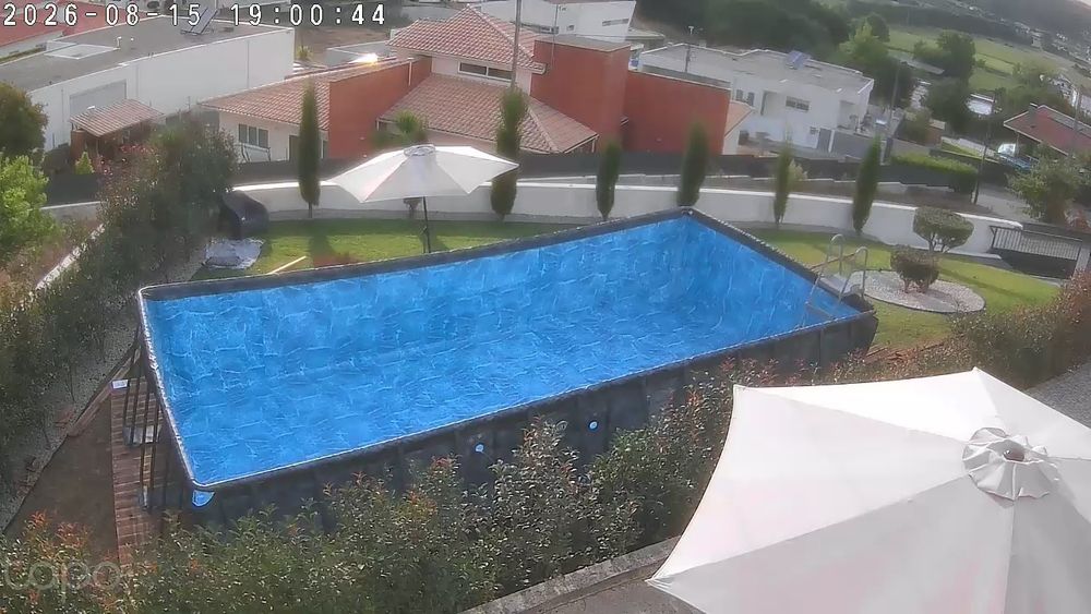Piscina nova 7m x 4,20m