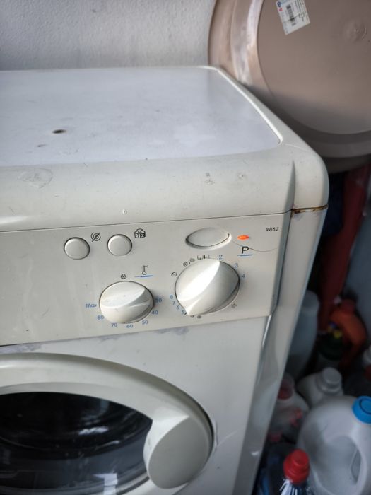 Máquina de lavar Indesit