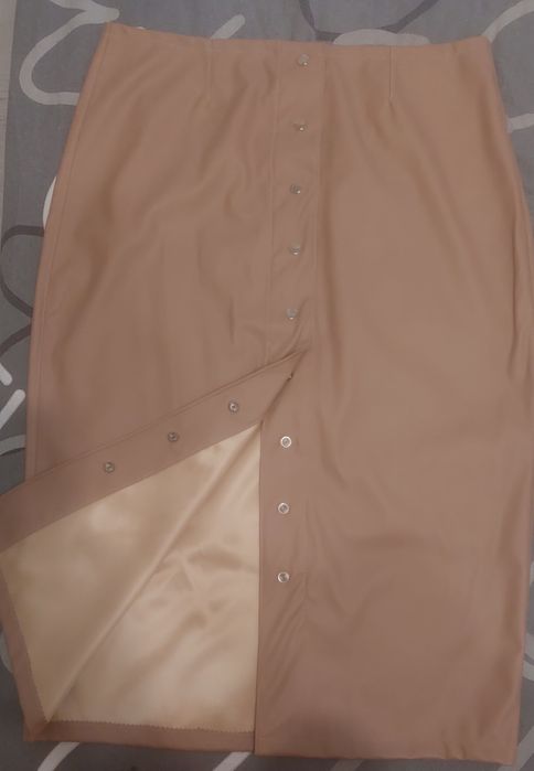 Продам спідницю з екошкіри