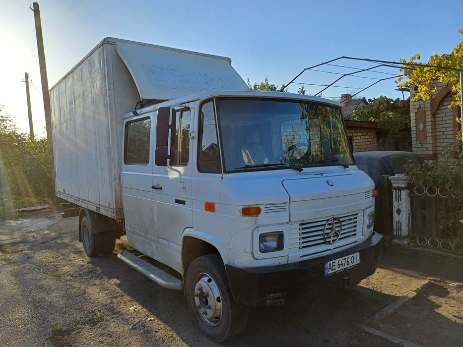 Продам Мерседес 508 - фургон 5+1