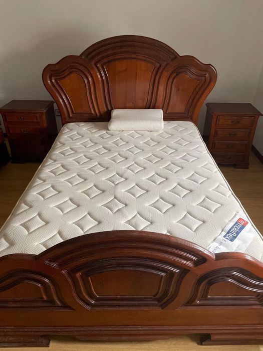 Mobilia de quarto de casal