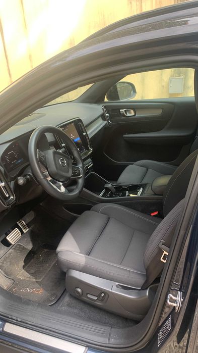 Volvo XC40 Recharge P8 Twin Motor AWD 408 ch – Full Options – 46 500 km