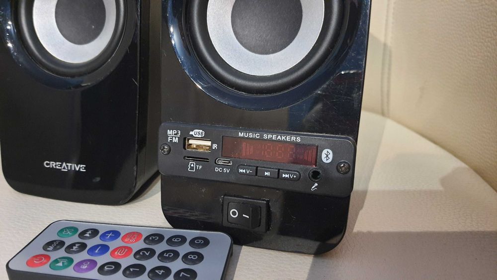 Głośniki 2.0 Creative T15 radio FM Bluetooth AUX USB BT
