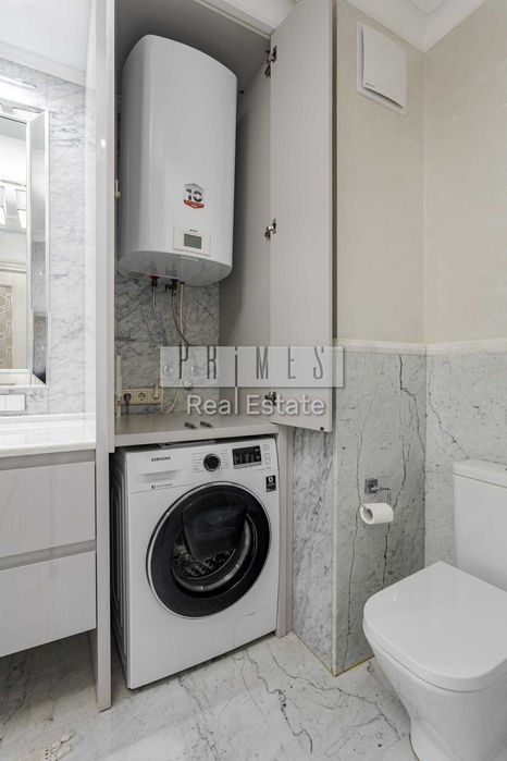 Продажа 2к квартиры 135м2, ЖК Заречный, пр-т Бажана Николая, 1А