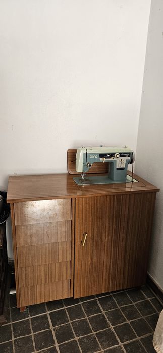 Máquina de costura vintage